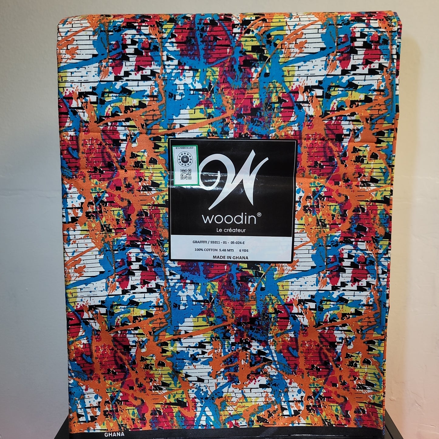 African Print Woodin Le Createur graffiti/55011 6yrds 100% Cotton